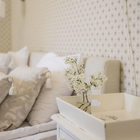 Epoque&apartments Hotel