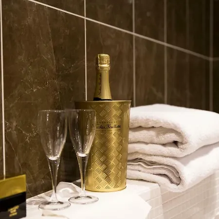 Hotel Epoque & 4*