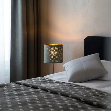 Epoque & Hotel