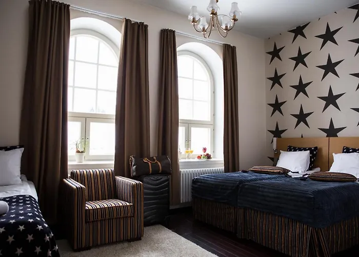 מלון Epoque & 4*